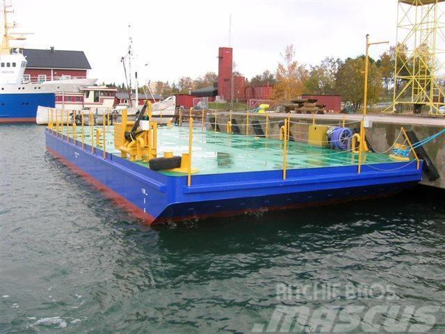  Flat Top  Barge / Pråm / Ponton 18 meter Werkboten en pontons
