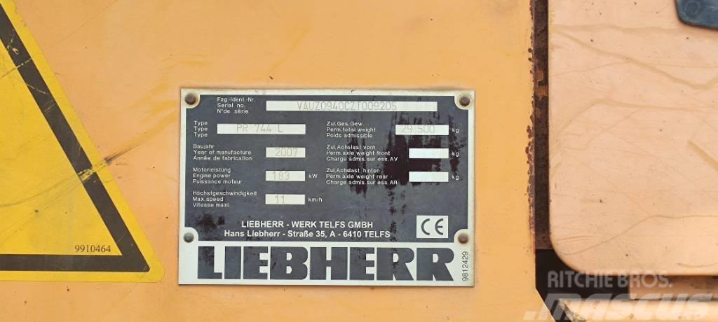 Liebherr PR 744 L Rupsdozers