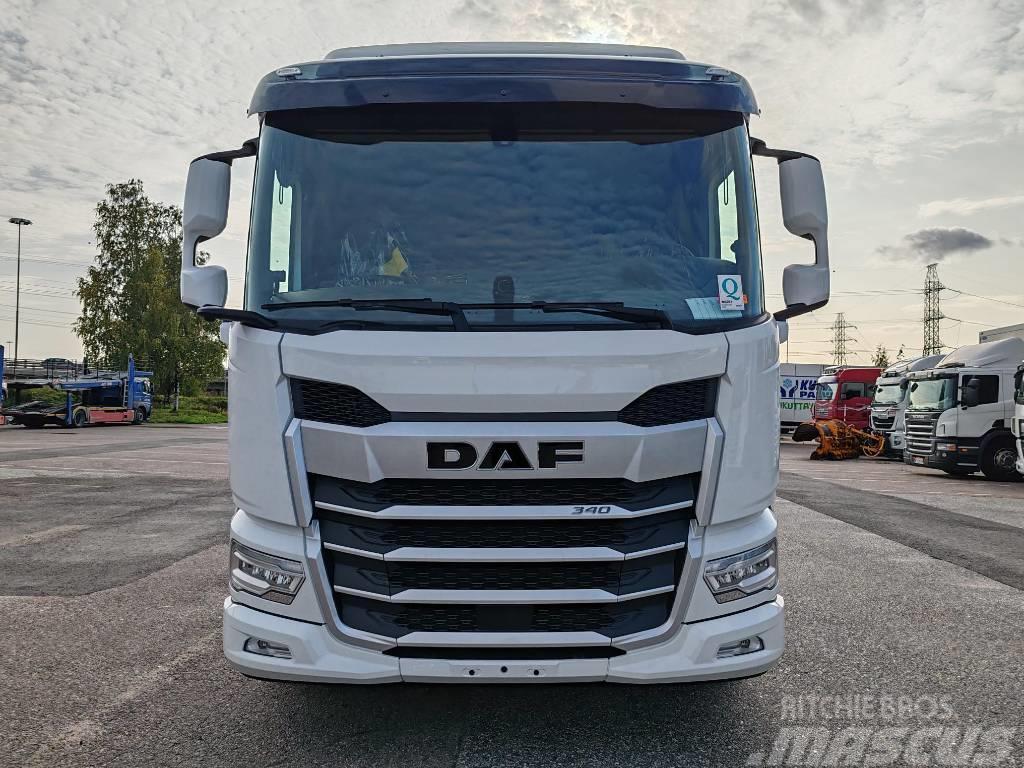 DAF XD 340 FA 4x2 Chassis met cabine