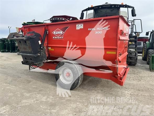Kuhn KNIGHT 3130 Mengvoedermachines