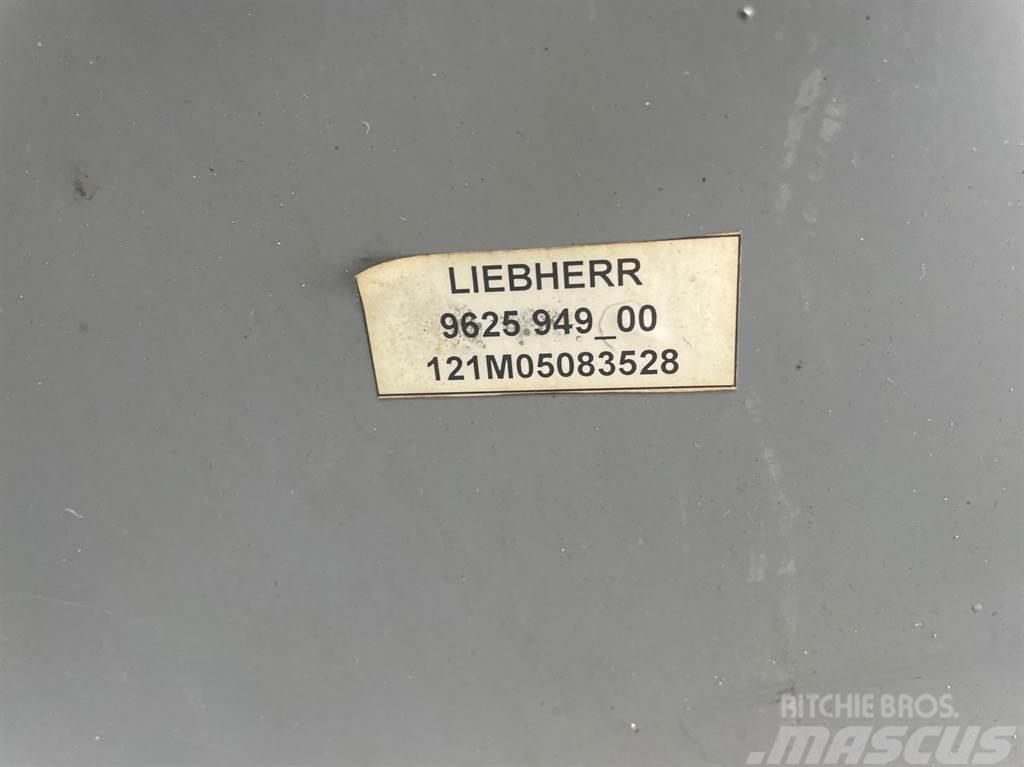 Liebherr A934C-9625949-Stair panel/Trittstufen/Traptreden Chassis en ophanging