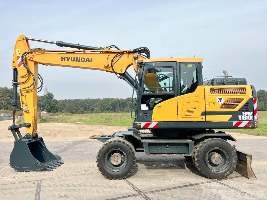 Hyundai HW180 - Excellent Condition / Well Maintained Wielgraafmachines