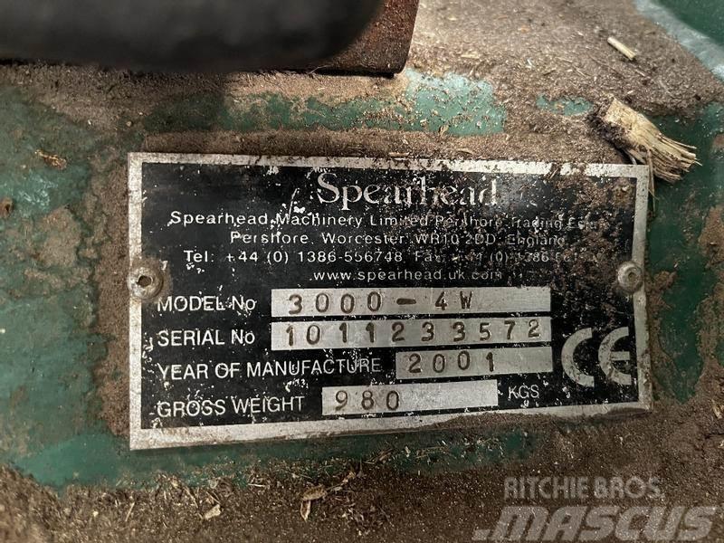 Spearhead 3000 - 4W inkl. Ersatzmessersatz Klepelmaaiers