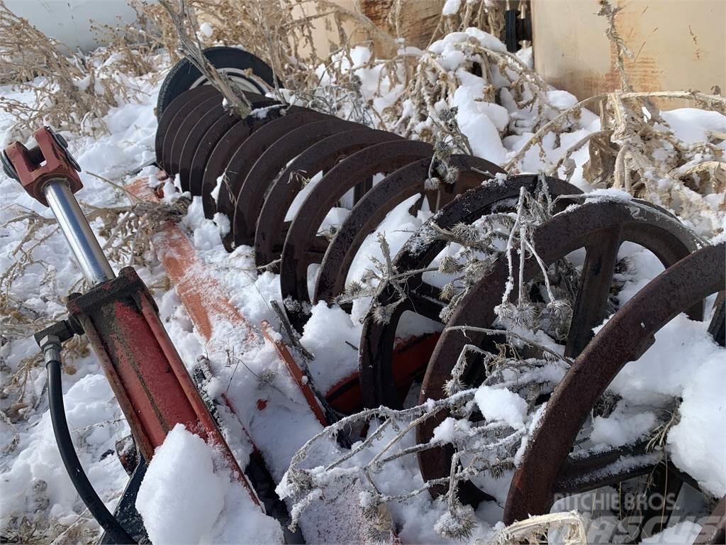 Sterling 12' Coil type Plow packer with gooseneck hitch Sleepeggen