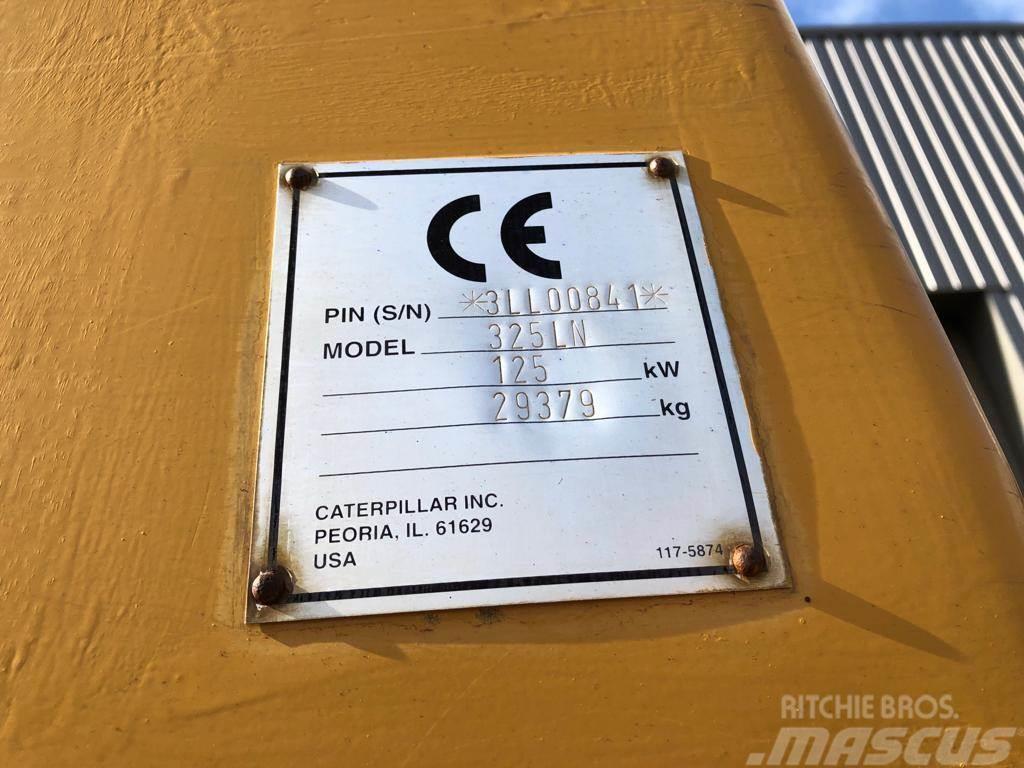 CAT 325LN - CE certified / quick coupler / hammerlines Rupsgraafmachines