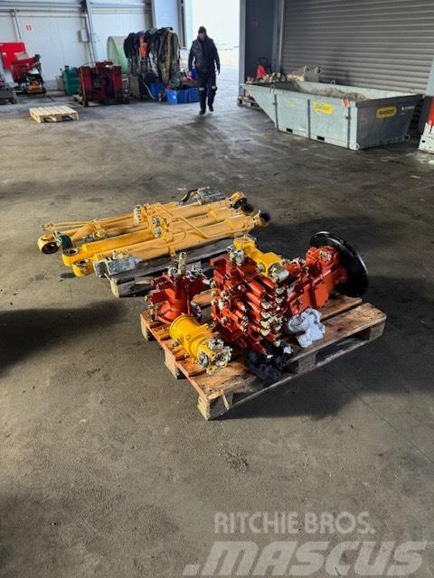 LiuGong CLG 915 D HYDRAULIC PARTS COMPLET Hydraulics