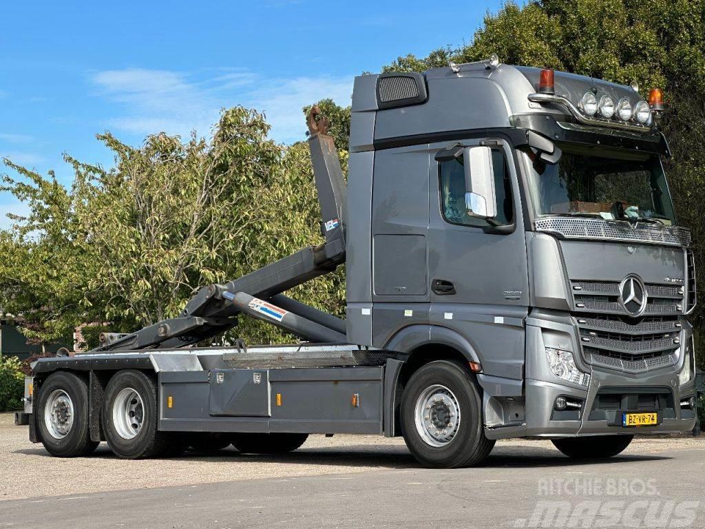 Mercedes-Benz Actros 2551!!EURO6!!HOOKLIFT/CONTAINER/FULL OPTION Vrachtwagen met containersysteem