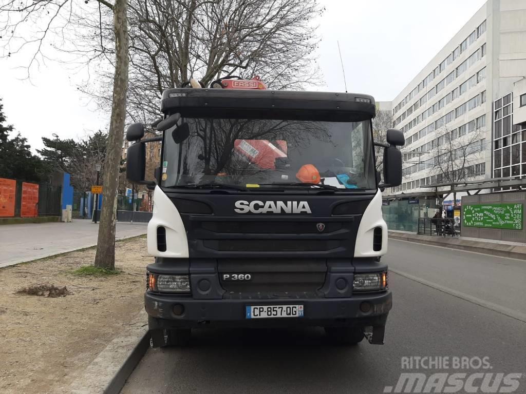 Camion porteur Scania P360 35TM Euro 5 Vlakke laadvloer met kraan