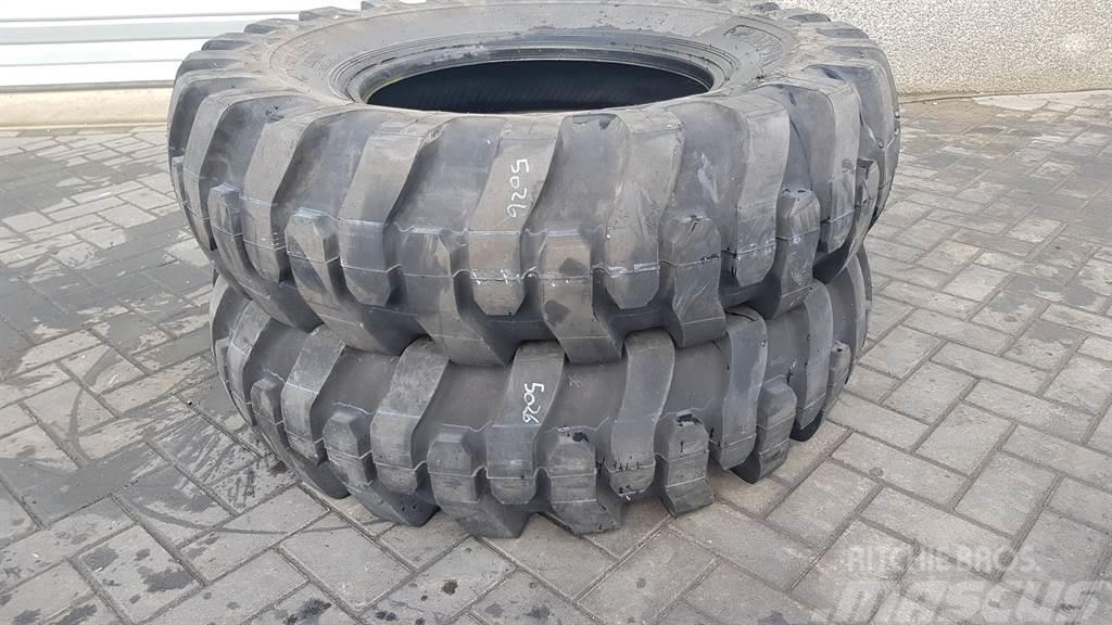 Altura 15.5-25 - Tyre/Reifen/Band Banden, wielen en velgen
