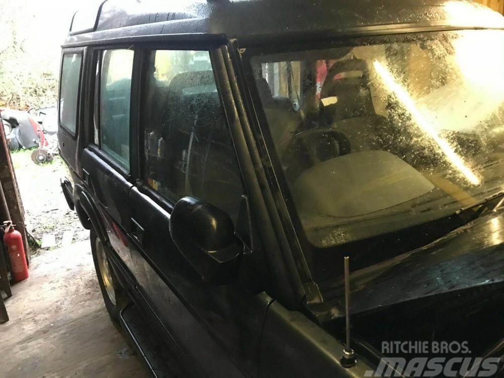 Land Rover Discovery 300 TDi offside front door £90 Anders