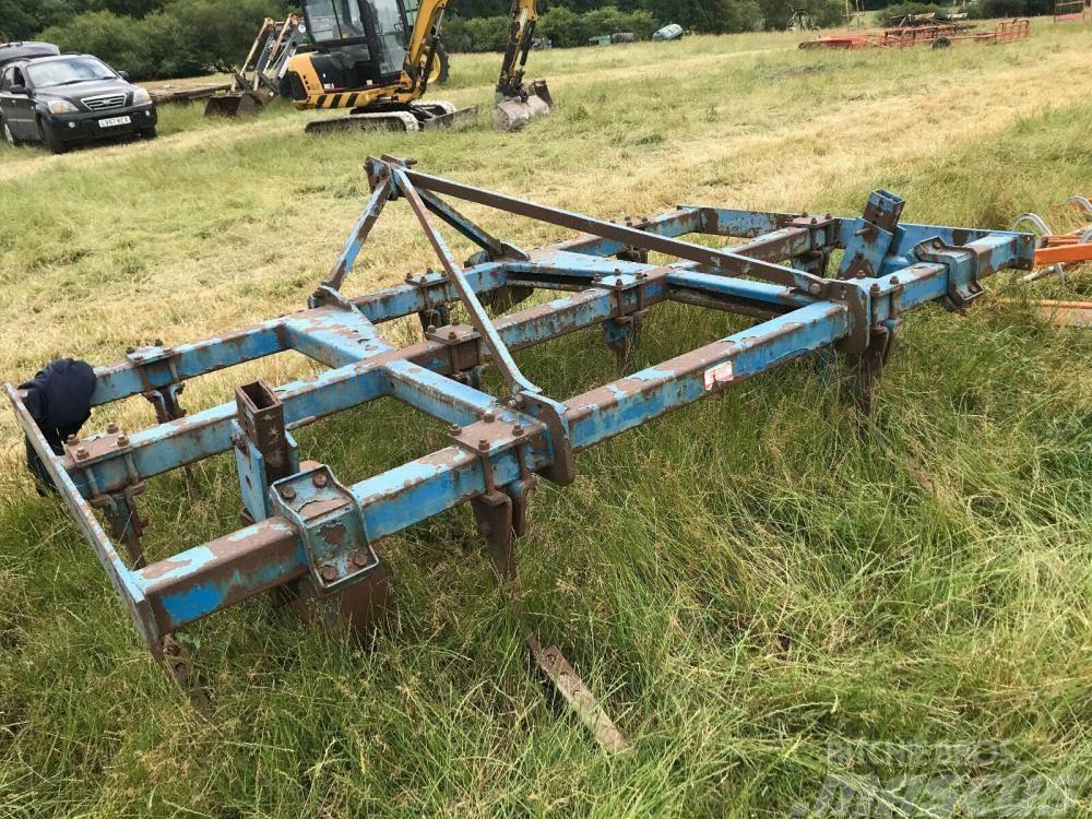 Ransomes 3 metre front mounted tractor cultivator Cultivatoren