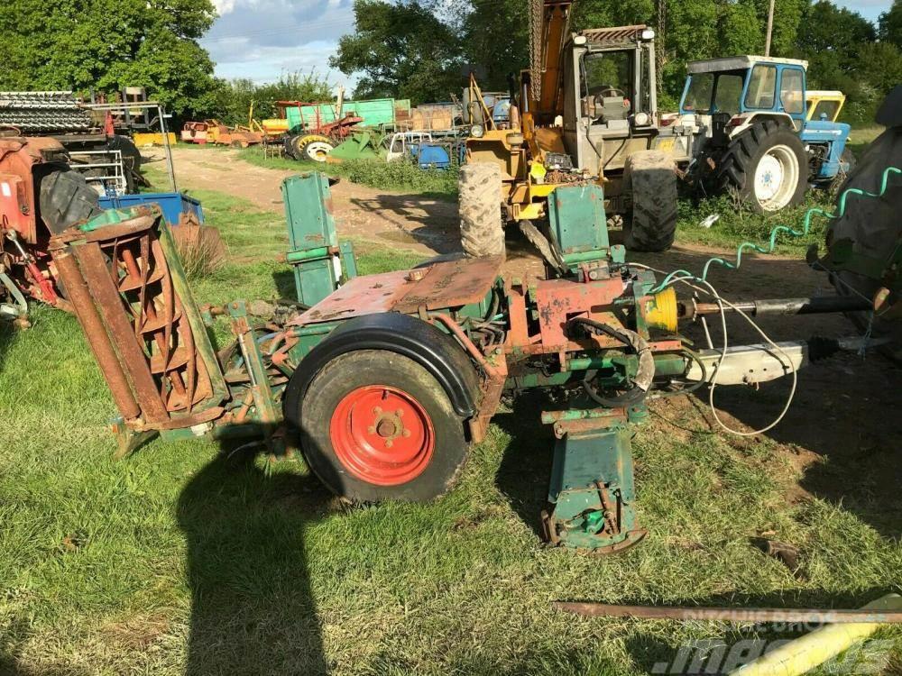 Ransomes gang mower 5 reel - tractor driven - £750 Rijmaaiers