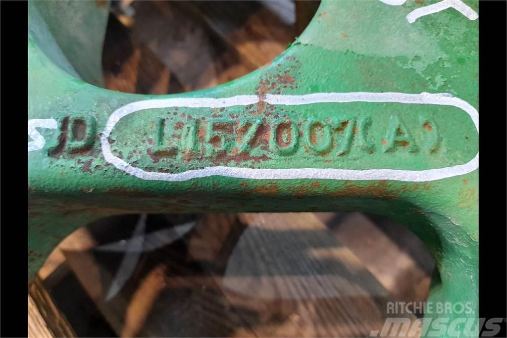 John Deere 6920 Front axle support Chassis en ophanging