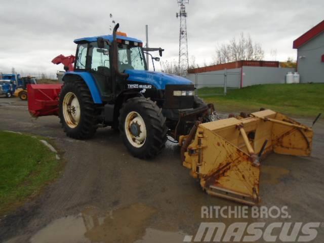 New Holland TM 125 Tractoren