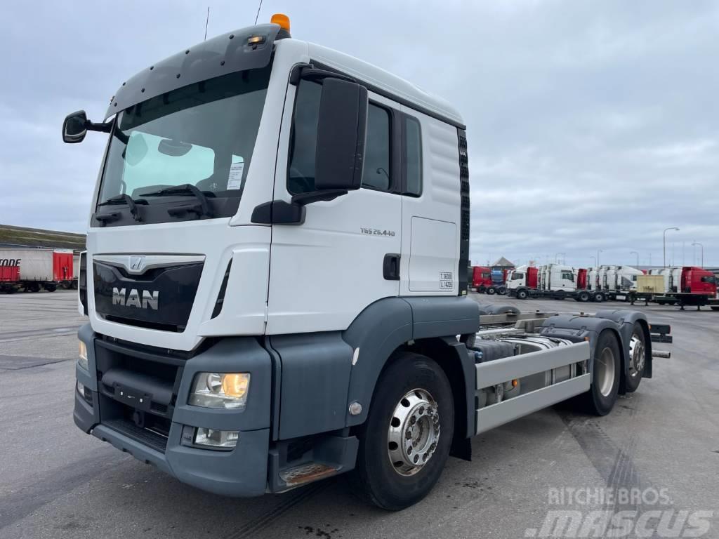 MAN TGS 26.440 6x2*4 Euro 6 Chassis ADR Chassis met cabine