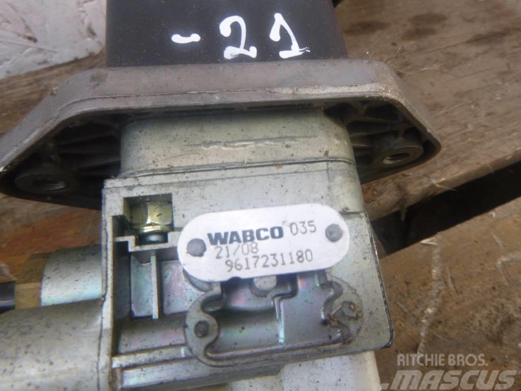 Iveco Stralis Hand brake crane Wabco 9617231180 Remmen