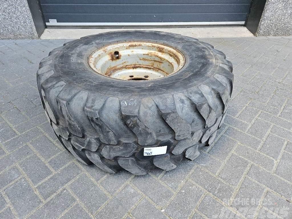 Dunlop 455/70-R20 (17.5/70R20) - Tire/Reifen/Band Banden, wielen en velgen