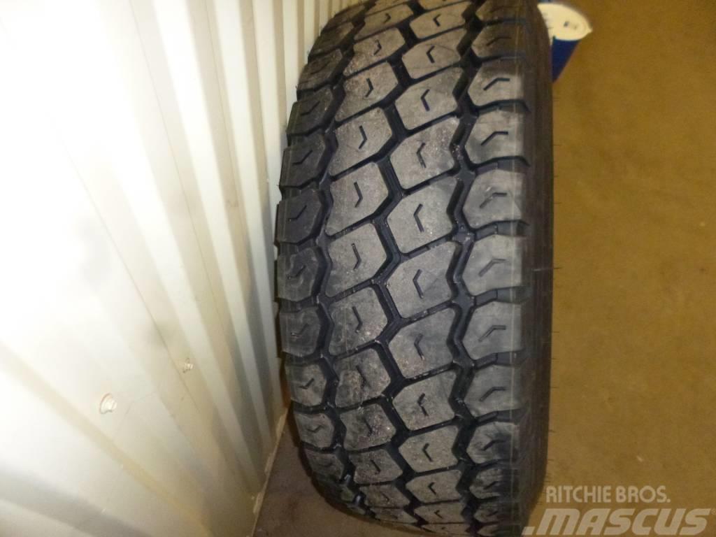 Michelin XZY 385/65R22,5 Banden, wielen en velgen