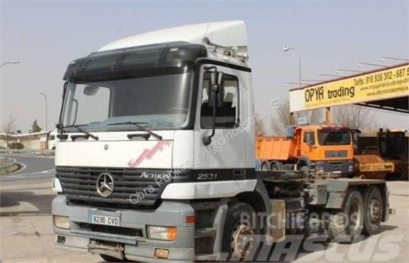 Mercedes-Benz 2531 Containerchassis