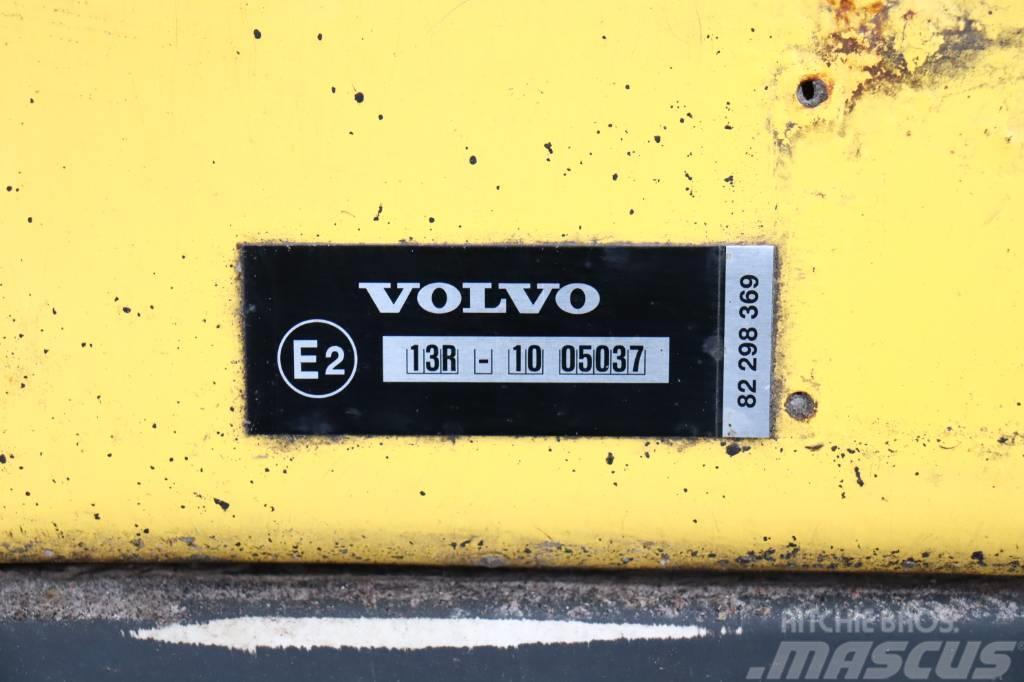 Volvo FL240 4x2 Bakwagens met gesloten opbouw