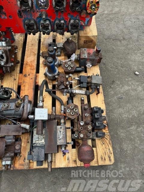 O&K RH 25,5 HYDRAULIC PARTS COMPLET Rupsgraafmachines