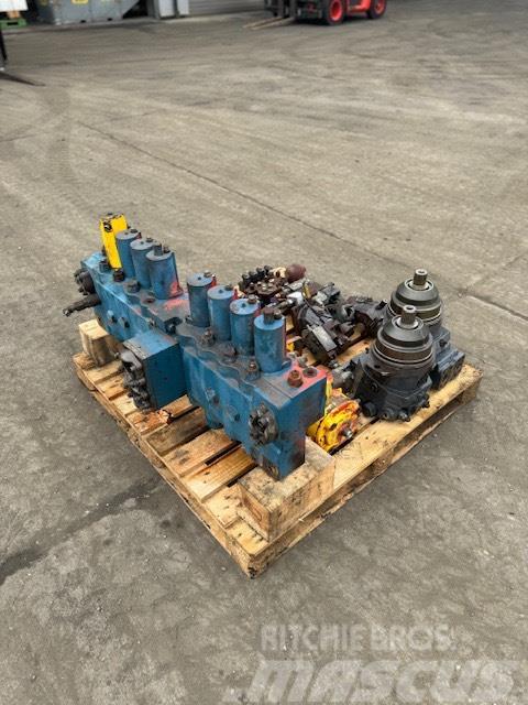 O&K RH 25,5 HYDRAULIC PARTS COMPLET Rupsgraafmachines