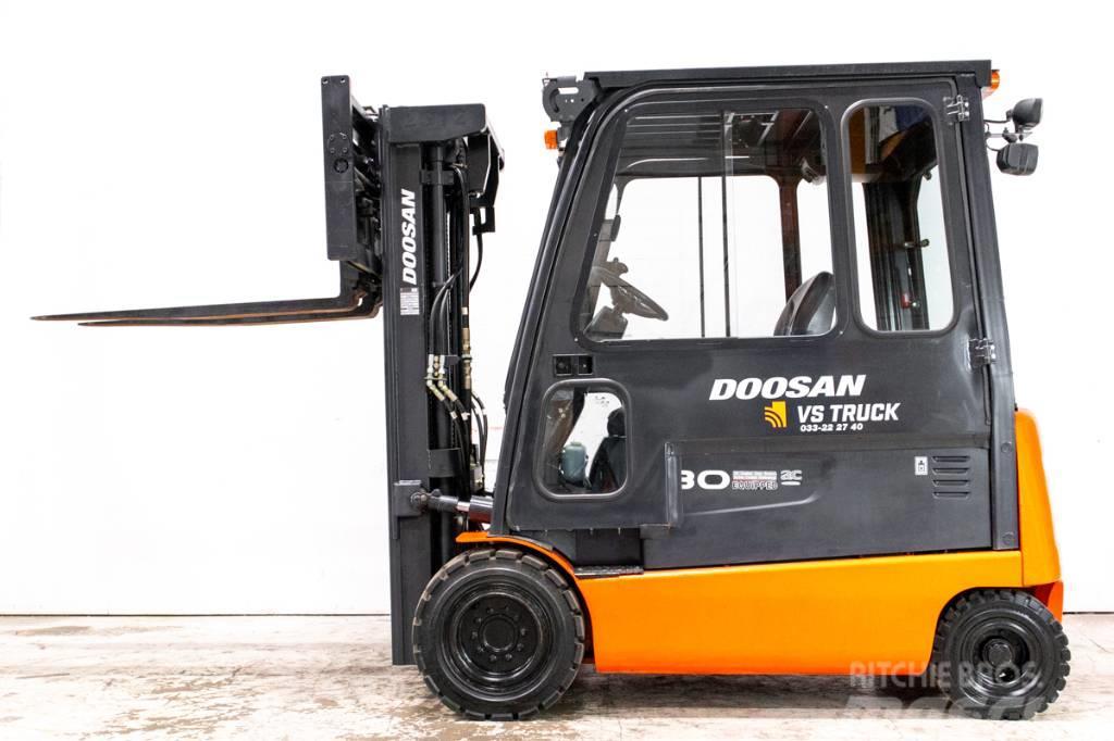 Doosan B30X, 3-tons motviktstruck med låga timmar Elektrische heftrucks