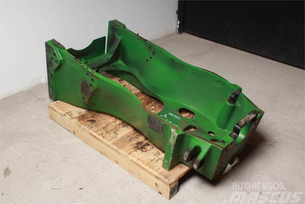 John Deere 7820 Front axle support Chassis en ophanging