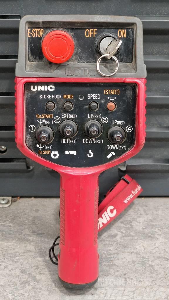 Unic URW-295 Minikranen