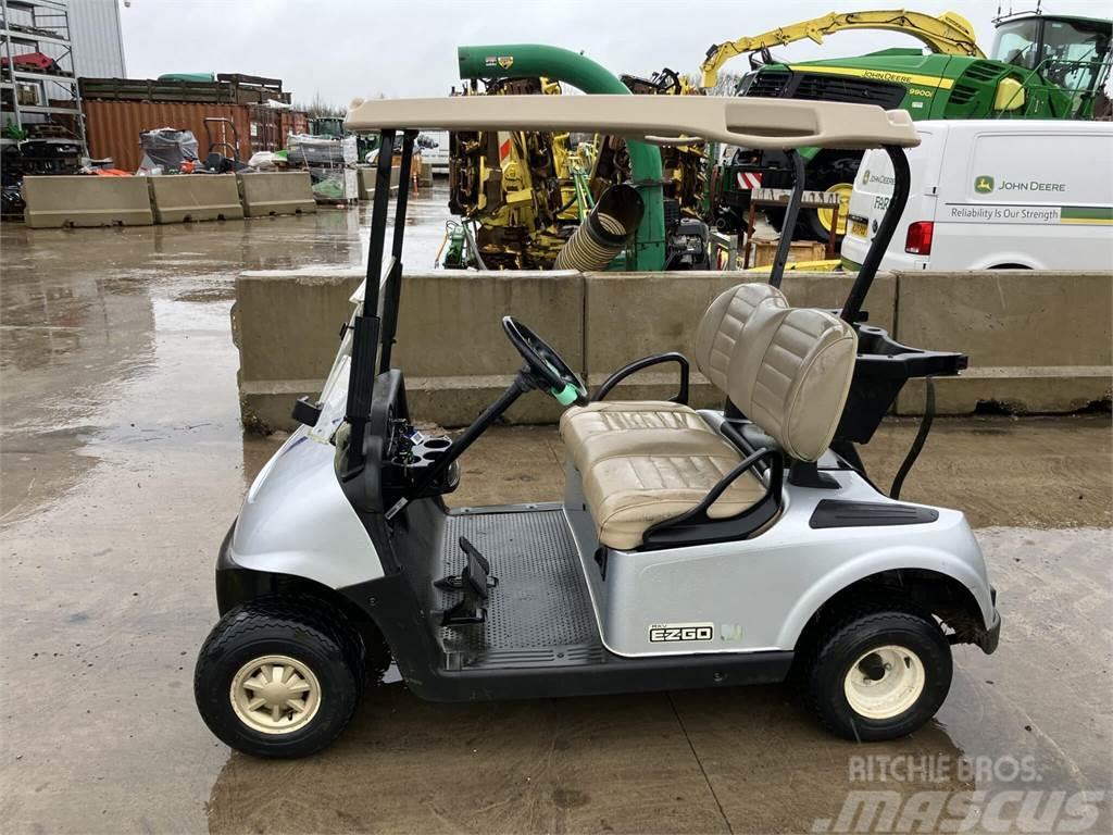 E-Z-GO RXV Golfkarren / golf carts
