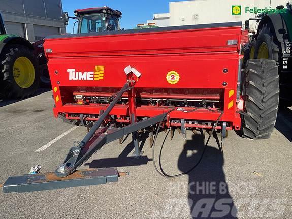 Tume HKL 2500S Kunstmeststrooiers