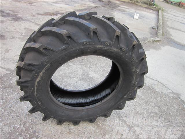 Dunlop 14,9x28 Banden, wielen en velgen