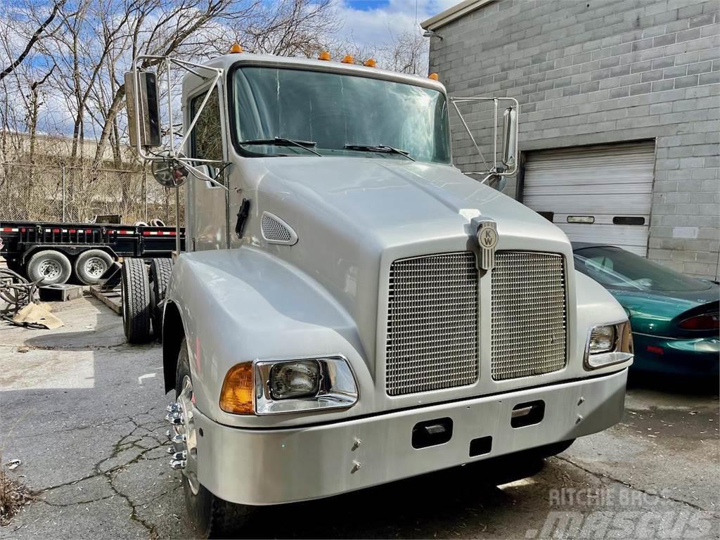 Kenworth T300 Chassis met cabine