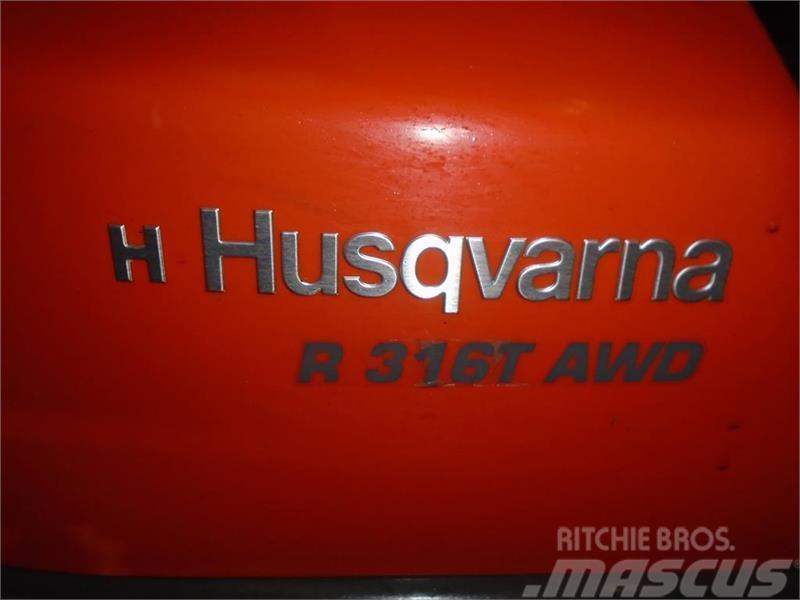 Husqvarna R 316T AWD Compacttrekkers