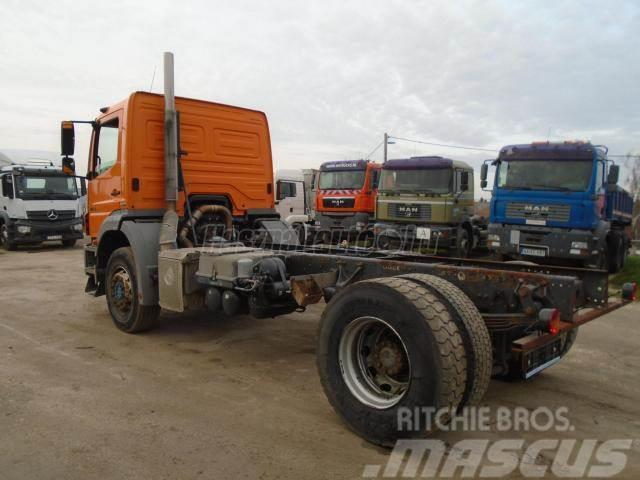 Mercedes-Benz AXOR 1833 Euro 5 Chassis met cabine