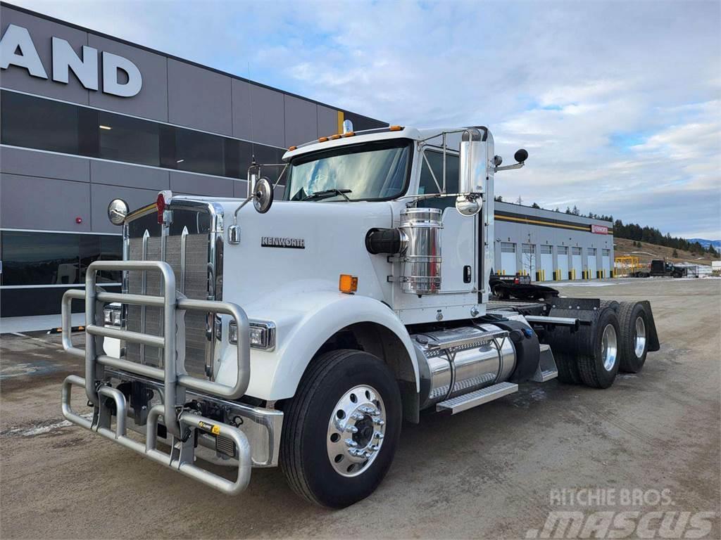 Kenworth W900 Chassis met cabine