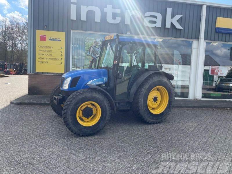 New Holland TND75 Tractoren