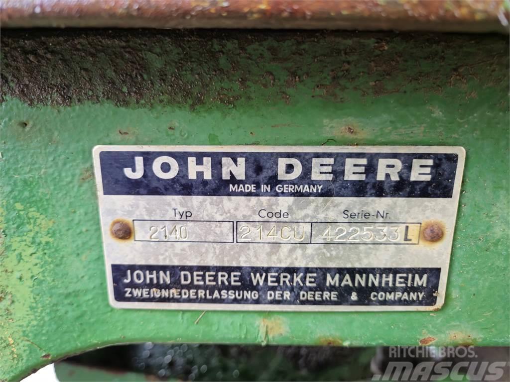 John Deere 2140 Tractoren