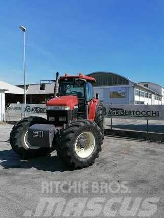 New Holland G210 Tractoren