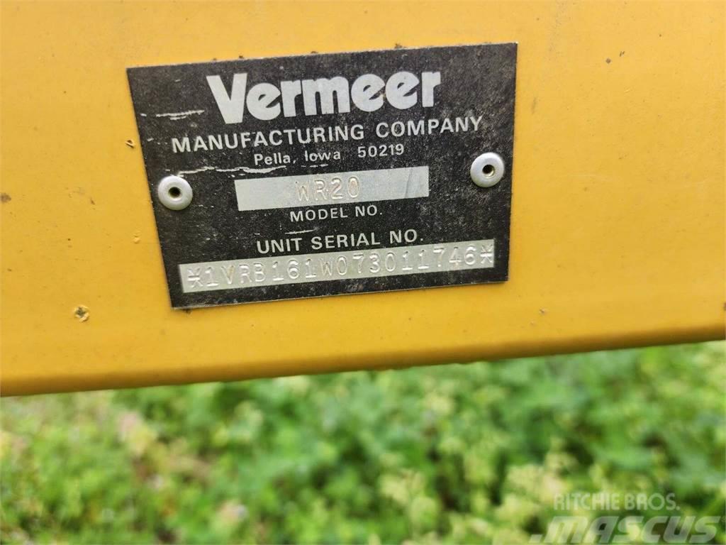 Vermeer WR20 Schudders