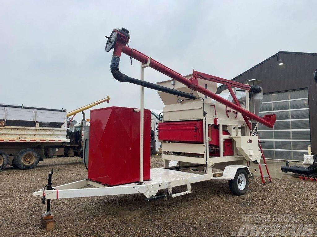 SMS Manufacturing 450 Mobile Grain Cleaner Anders