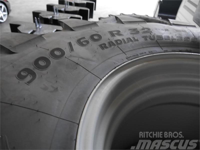 Michelin 900/60R32  BIB X Banden, wielen en velgen