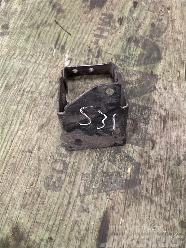 Scania  BRACKET 1367398 Chassis en ophanging