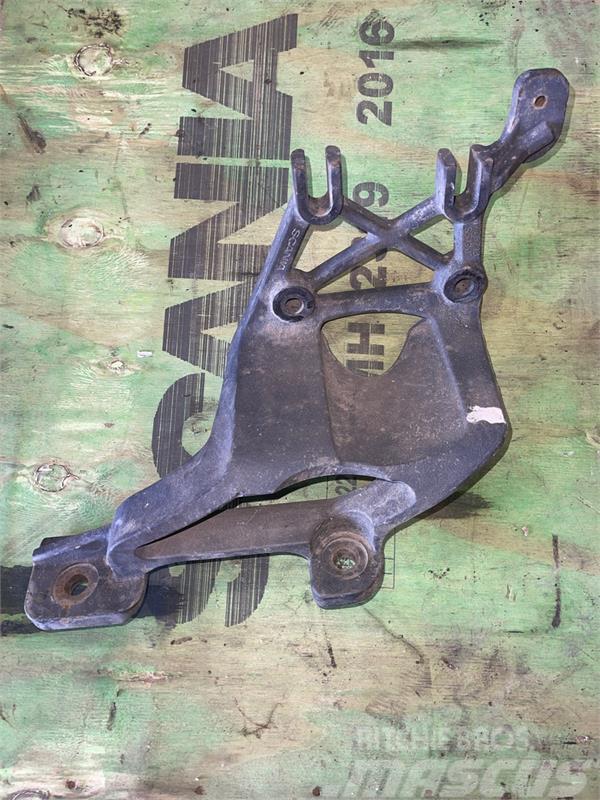 Scania  BRACKET 1776713 Chassis en ophanging