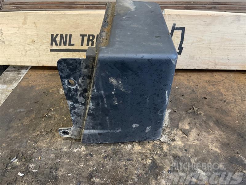 Scania SCANIA BATTERY COVER 1945947 Chassis en ophanging