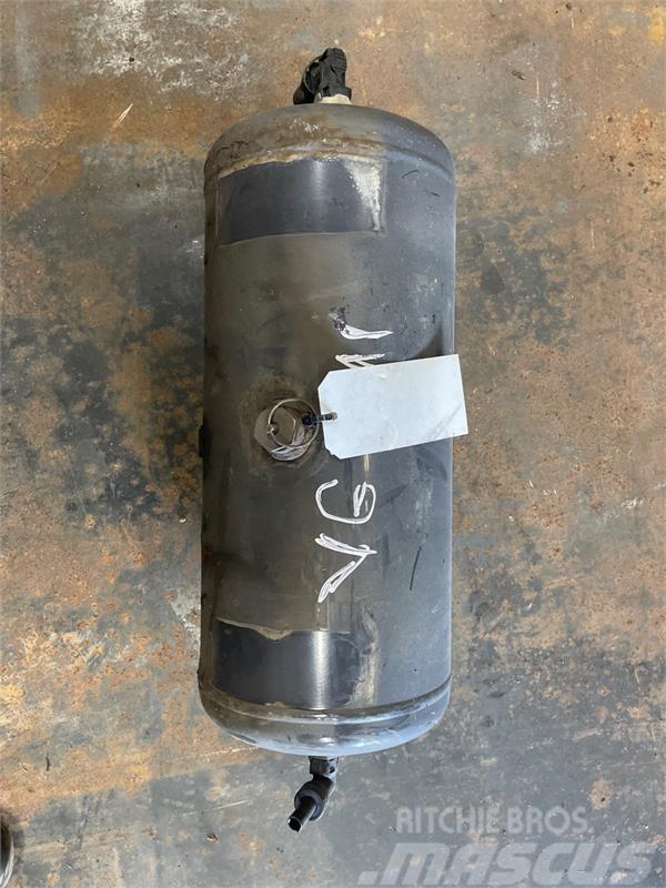 Scania SCANIA Compressed air tank 15 L / 1360401 Chassis en ophanging