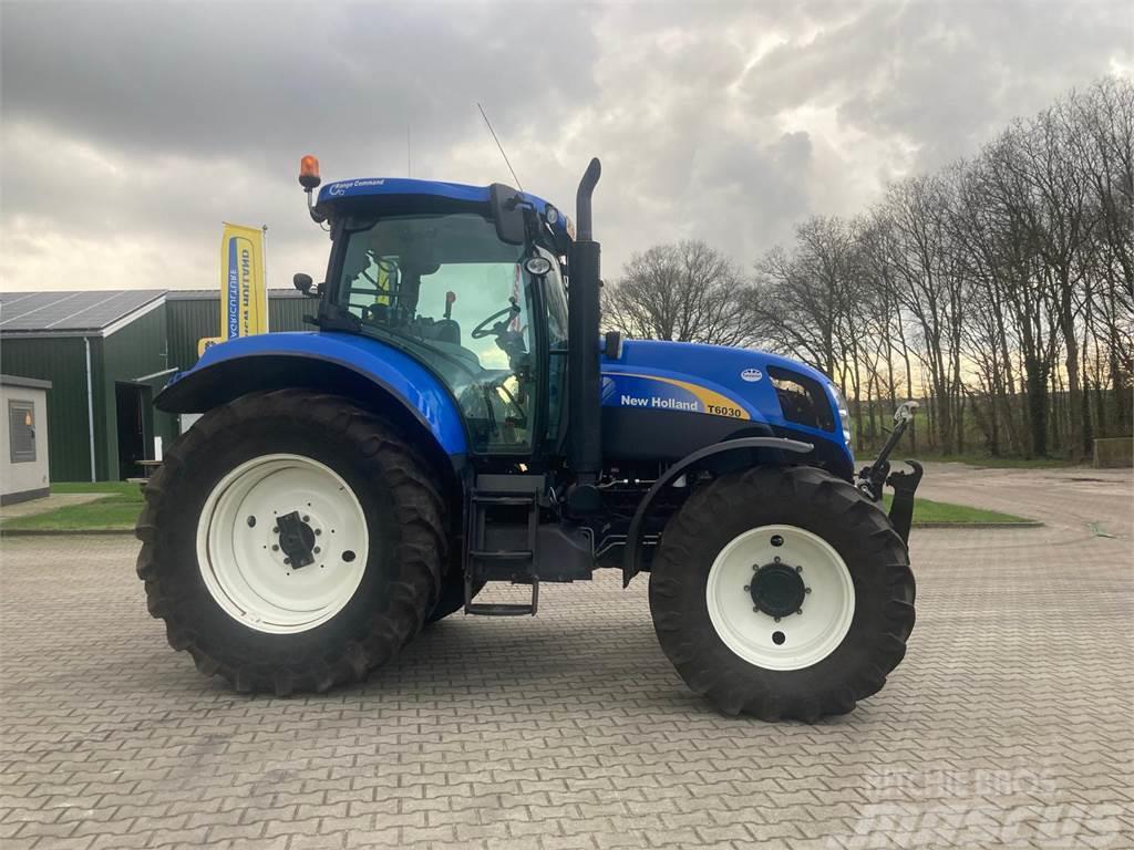 New Holland T6030 RC Tractoren