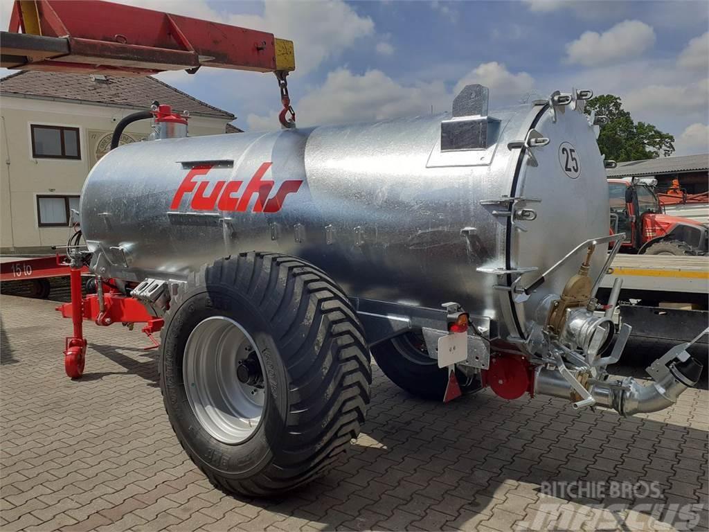Fuchs VK 6300 Liter TOP Mesttank