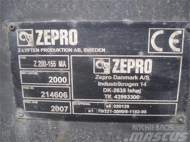  - - -  Zepro Z lift Oprijbrug