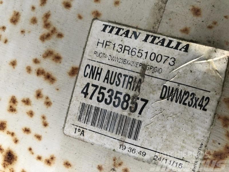 Titan 23x42 10 huls fra NH T7.315 Banden, wielen en velgen